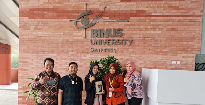 Kembangkan Potensi Perguruan Tinggi ITTelkom Surabaya Bina Kerja Sama Dengan Binus University Semarang